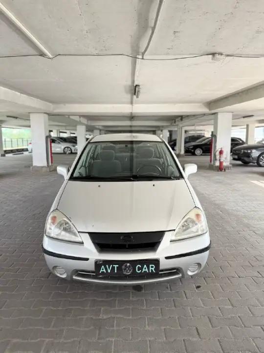 Suzuki Liana