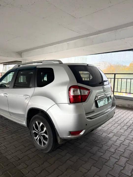 NISSAN TERRANO