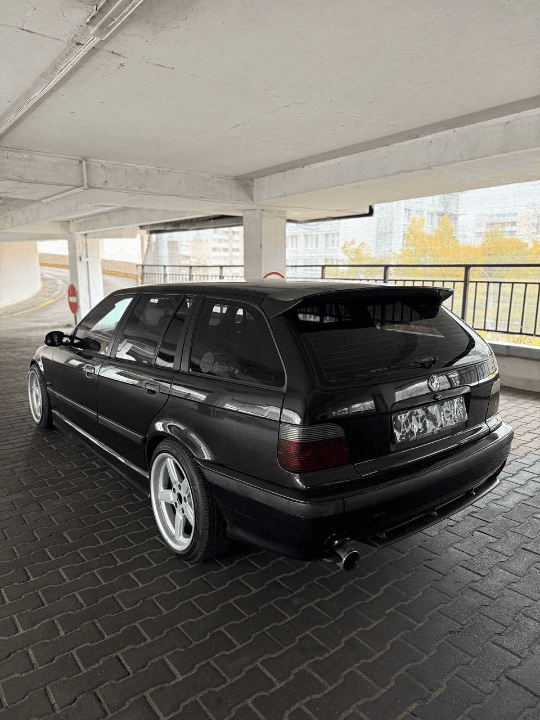 BMW E36 318I