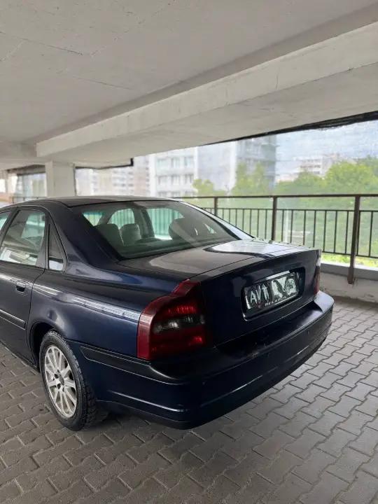 Volvo S80 