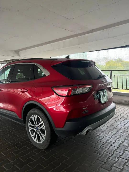 FORD ESCAPE