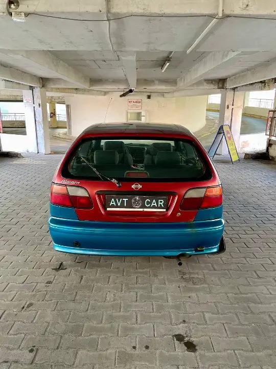 Nissan Almera
