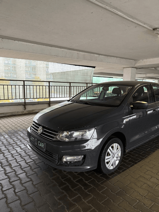 Volkswagen Polo Sedan