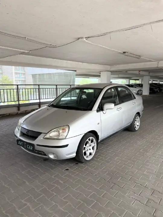 Suzuki Liana