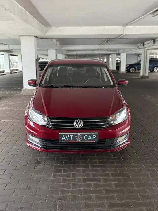 Volkswagen Polo Sedan