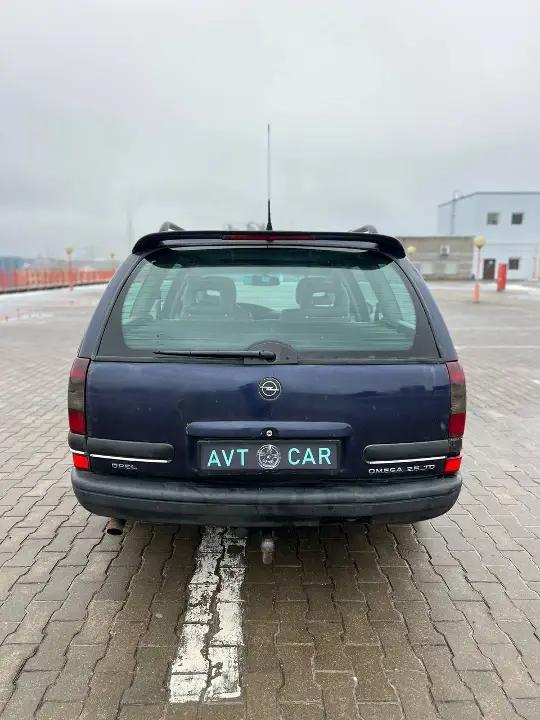 Opel Omega B