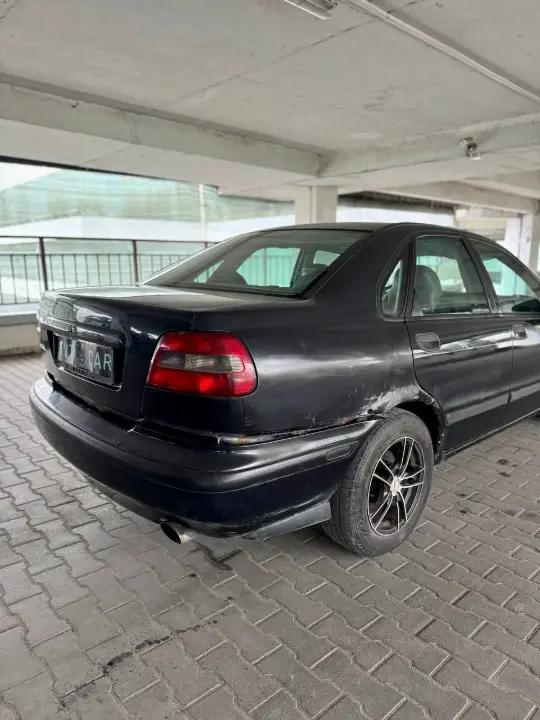VOLVO S40
