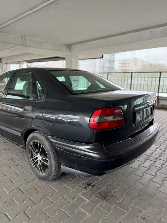 VOLVO S40