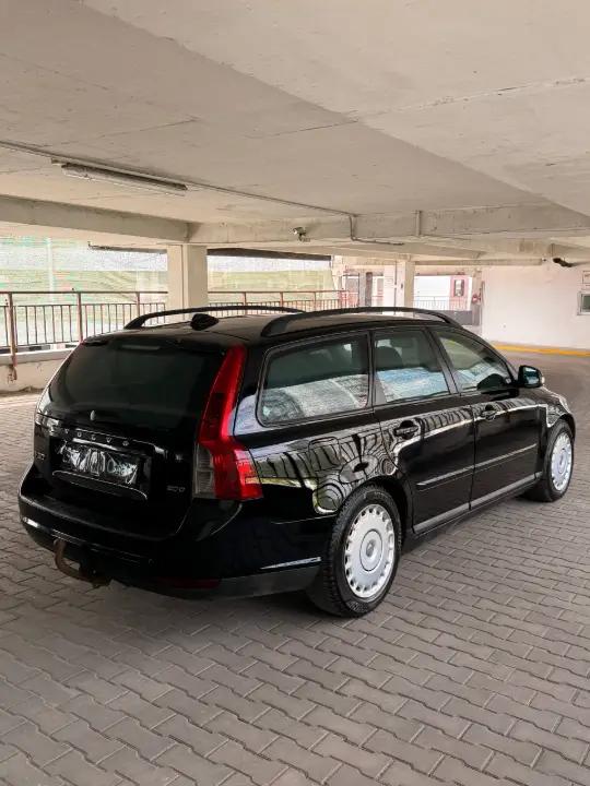 Volvo V 50