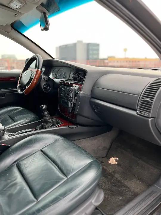 Opel omega