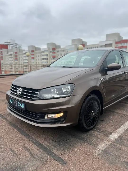 Volkswagen Polo Sedan