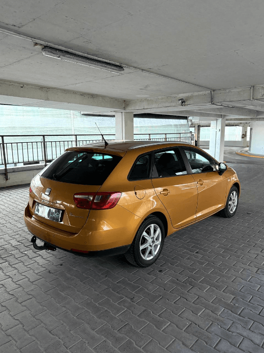 SEAT IBIZA
