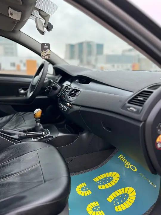 Renault Laguna