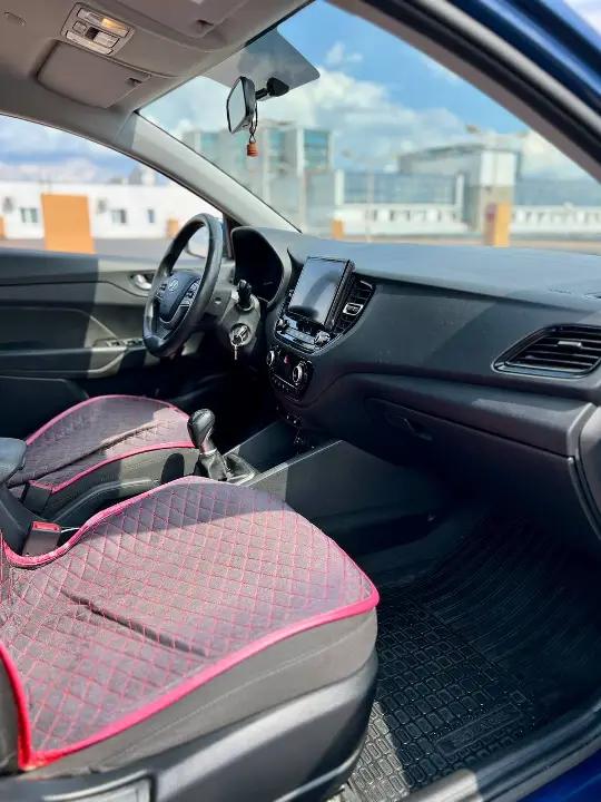 Hyundai accent