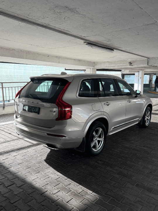 Volvo XC-90