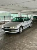 Peugeot 406