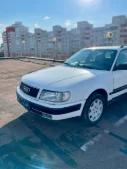 Audi 100