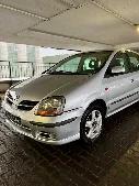 Nissan Almera Tino