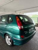 Nissan Almera Tino