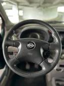 Nissan Almera Tino