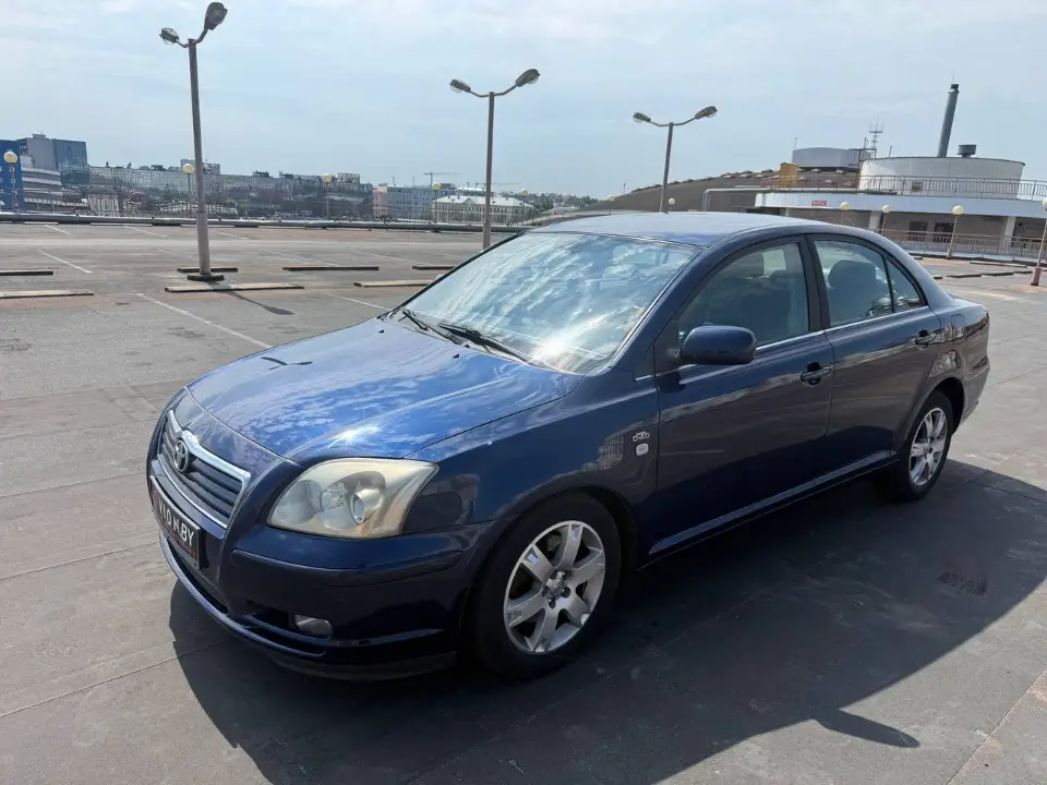 Toyota Avensis, фотография 2