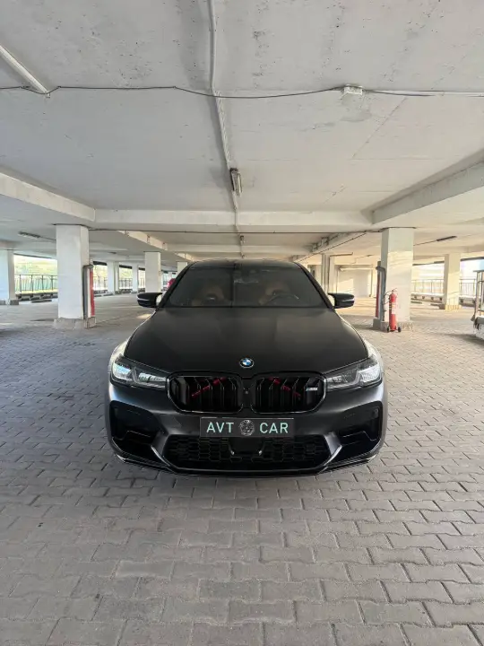 Bmw M5, фотография 1