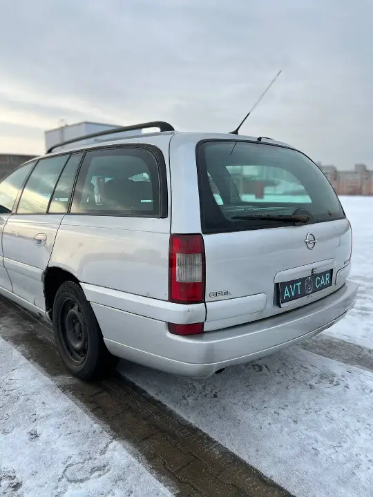 Opel omega