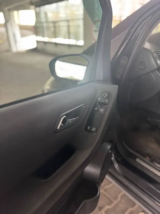 Mercedes-Benz A 170 E