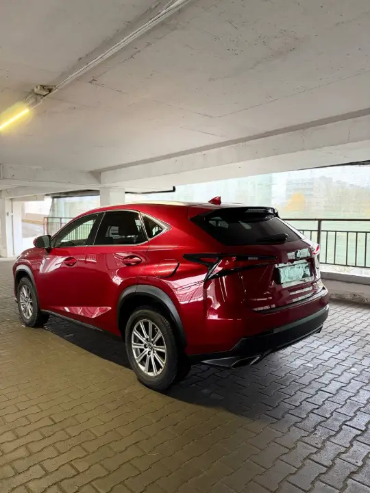 Lexus NX, фотография 5