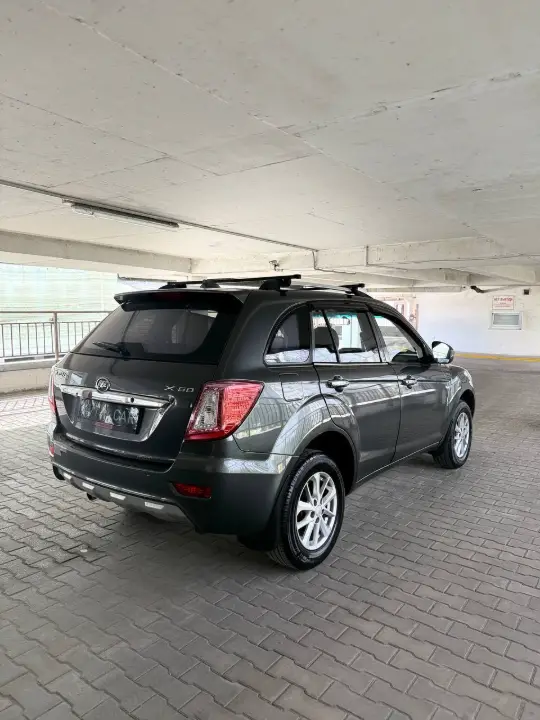Lifan X60, фотография 7