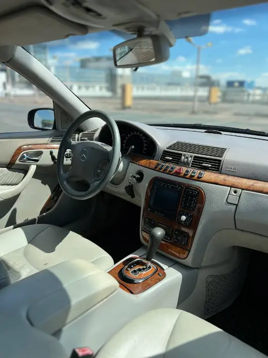 Mercedes-Benz 220CDI