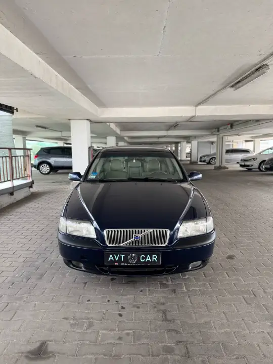 Volvo S80 