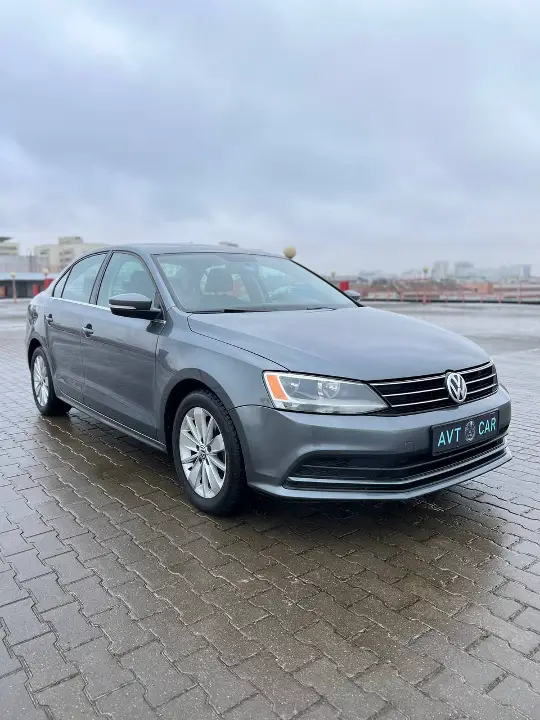 VOLKSWAGEN JETTA