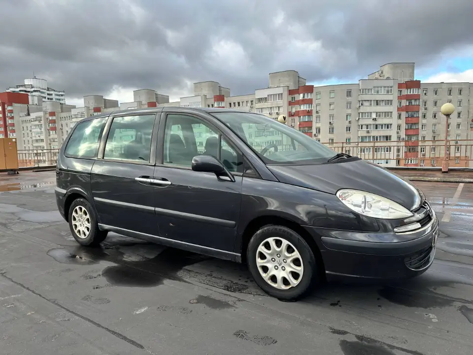 Peugeot 807