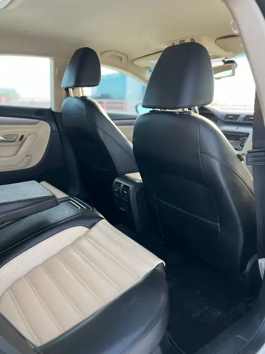 VOLKSWAGEN PASSAT CC