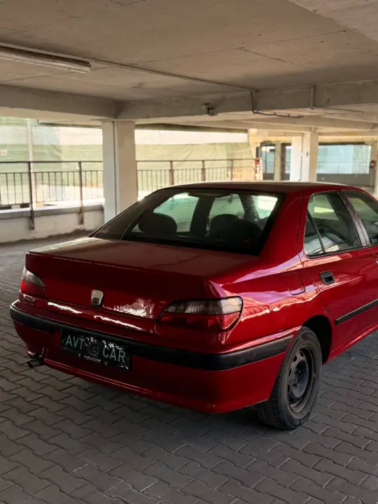 Peugeot 406