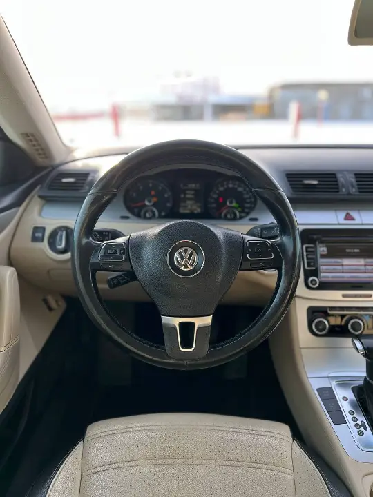 VOLKSWAGEN PASSAT CC