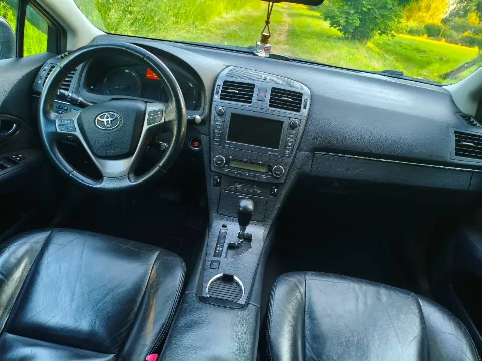 Toyota Avensis, фотография 9