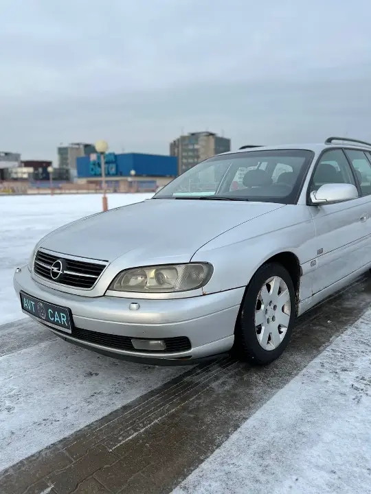 Opel omega