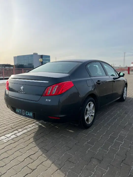 Peugeot 508