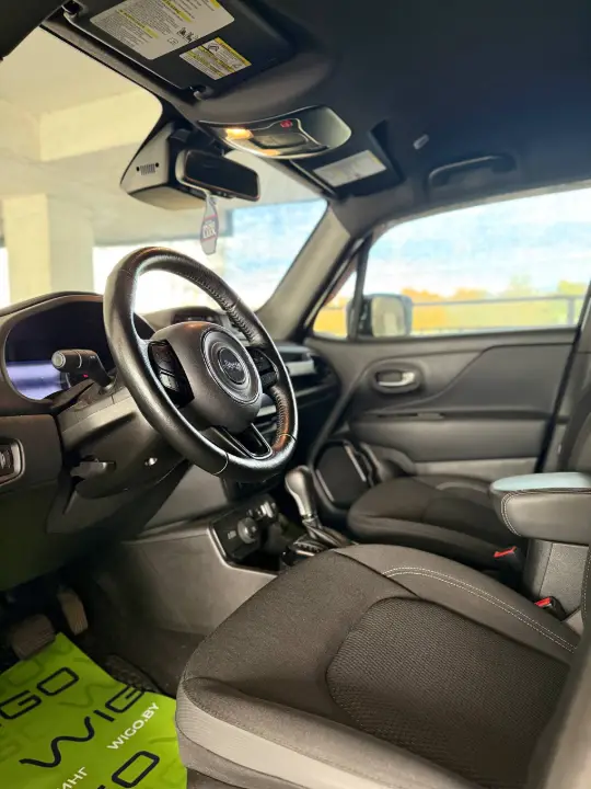 Jeep Renegade, фотография 11