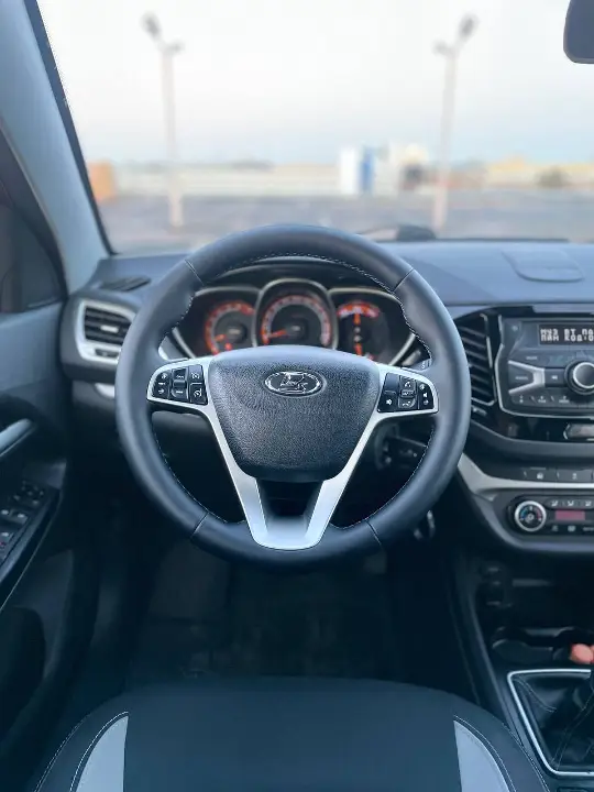 Lada Vesta
