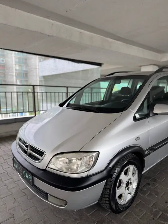 Opel Zafira, фотография 3