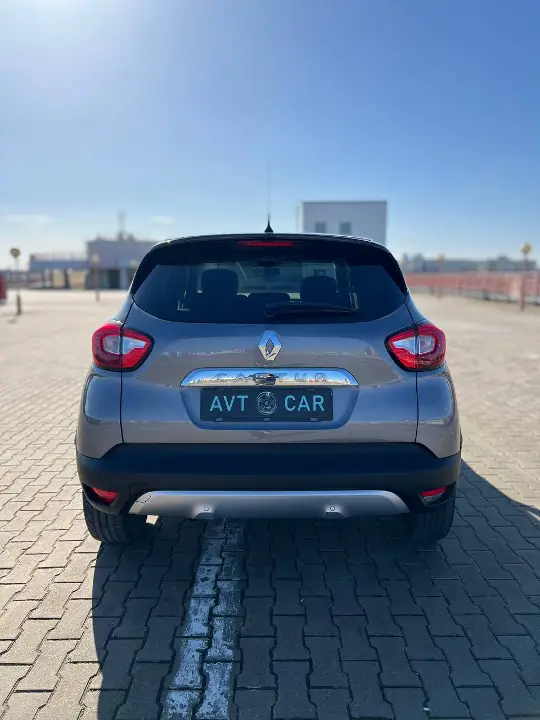 RENAULT CAPTUR