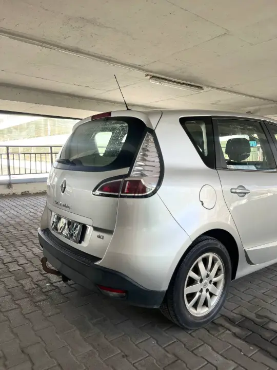 Renault Scenic, фотография 8