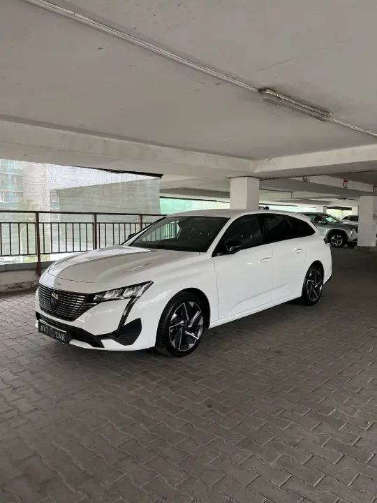 Peugeot 308, фотография 2