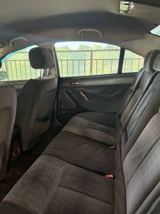 Peugeot 607