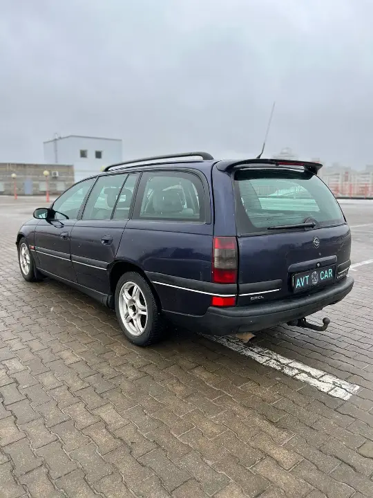 Opel Omega B