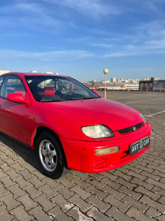 Mazda 323