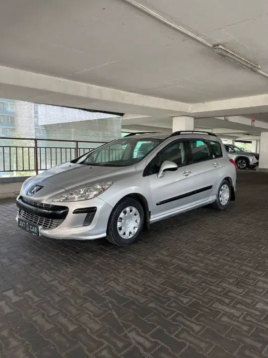 Peugeot 308, фотография 3